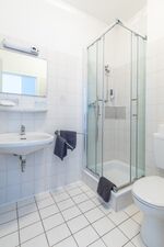 Salí Homes | Hotel zum Dorfbrunnen - Bornheim Bild 7