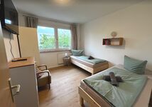 mittelgroßes Zimmer (2-Bett-Zimmer)