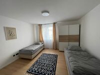 Wohnung 6 mit 3 Schlafzimmer und 2 Badezimmer Bild 1