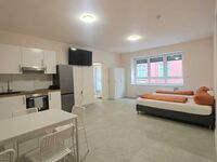 Berlin, Potsdam, Schönefeld, Grünheide, Oranienburg... Bild 10