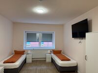 Berlin, Potsdam, Schönefeld, Grünheide, Oranienburg... Bild 3