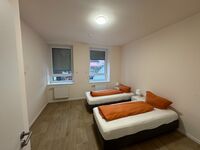 Berlin, Potsdam, Schönefeld, Grünheide, Oranienburg... Bild 4