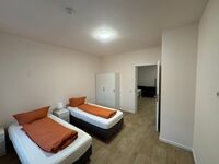 Berlin, Potsdam, Schönefeld, Grünheide, Oranienburg... Bild 18