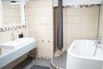 Cozy Apartment Hideaway -5 min zur Autobahn Bild 13