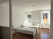 Lichtdurchflutete 4 Zimmer Wohnung-Zentrumsnah! Bild 1