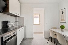 3-Schlafzimmer-Wohnung mit Balkon, Garten & Parkplätze Bild 8
