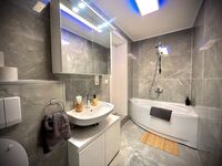 ZOVA Superior Apartment *WiFi*TV*Kitchen* (5 Pers.) Bild 8