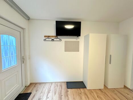 Schlafzimmer mit Kleiderschränken
