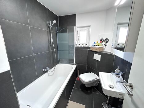 Monteurwohnung Straubing 6 Personen mit Parkplatz, WIFI Bild 3