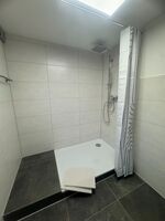 Sleeping away from home Bild 9