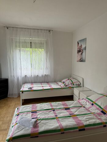 OG Wohnung mit Balkon und einem EZ im Grünen an der A1 Zdjęcie 2