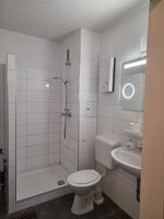 Lichtdurchflutete Wohnung in ruhiger Wohnlage Bild 3