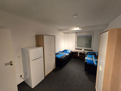 150 qm Wohnung Alte Bahnlinie - komplett NEU Picture 2