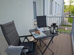 Helles Studio mit Arbeitsplatz und Balkon Bild 17