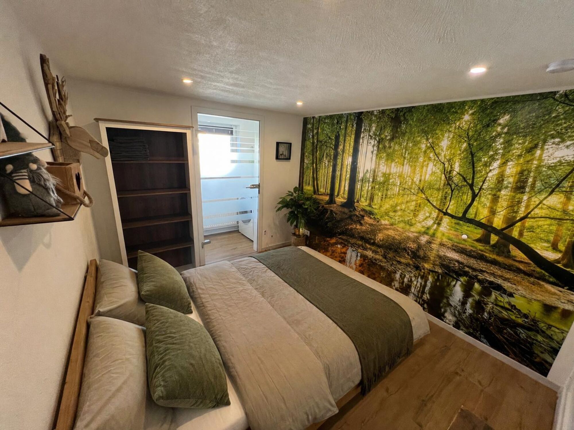 1Schlafzimmer untere Etage 
