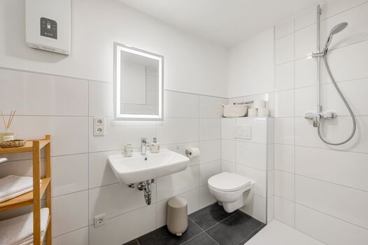 Landraum | Ruhig, gemütlich, Parkplatz Bild 3