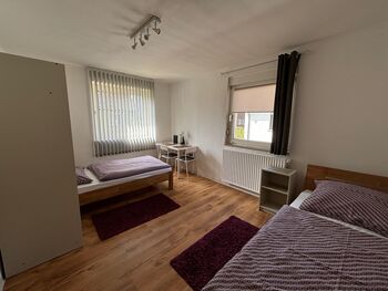 Wohnungen in Mehramilienhaus in ruhiger Lage Bild 3