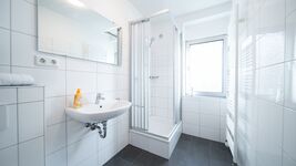 2 Schlafzimmer | 4 Betten | Wohnzimmer + Küche Bild 7