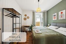 5 BR I 13 PAX I voll ausgestattet I WIFI I free Parking Bild 13