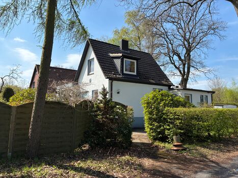 Exklusives Landhaus bei Hamburg – 4 Schlafzimmer, Sauna & Kamin