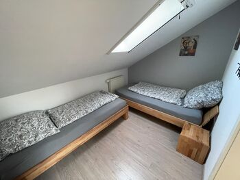 Gemütliche moderne Wohnung mit Balkon – ideal für Monteure Bild 2