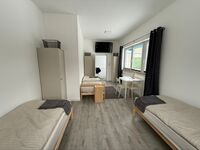 3 Bett Zimmer