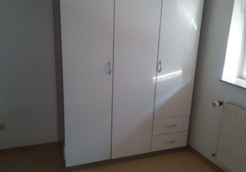 Kleiderschrank