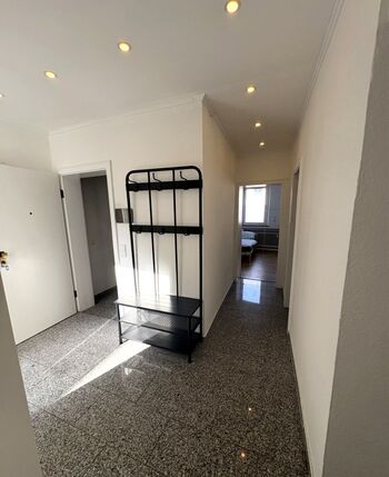 Monteurwohnung Krefeld-Düsseldorf Umgebung -Terrasse-7 Betten-Parkplatz Bild 5