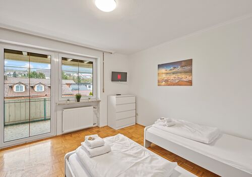 Monteur Wohnungen in Deggendorf Parken WiFi Smart TV Balkon Bild 5