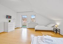 Ferienwohnungen Deggendorf Parken W i fi Smart TV Balkon Bild 12