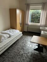 Schlaffzimmer mit neue bett und gute matratze