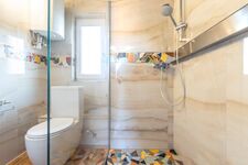 2 Personen Apartment- Komplete Küche großes Badezimmer Bild 22