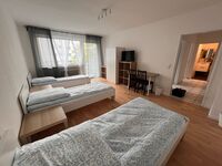 Hometime24 Neu-Isenburg – Einzelbetten, Parkplatz inklusive Bild 6