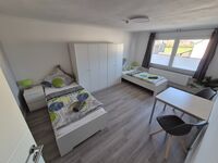 Landhaus am Flughafen – Gästehaus für 6 (Lautzenhausen) Bild 1