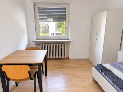 Voll möblierte Wohnung in Gütersloh | WiFi | Küche | 3-5 Pers. Bild 5