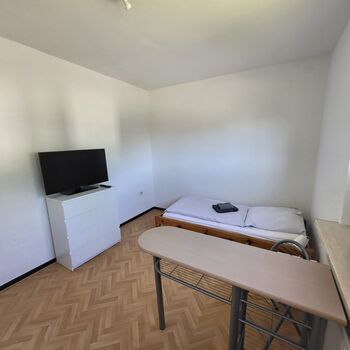 Haus mit 2 Wohnungen Bild 4