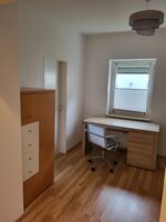 Voll möblierte 2-Raum-EG-Wohnung mit Balkon und EBK in HN Bild 5