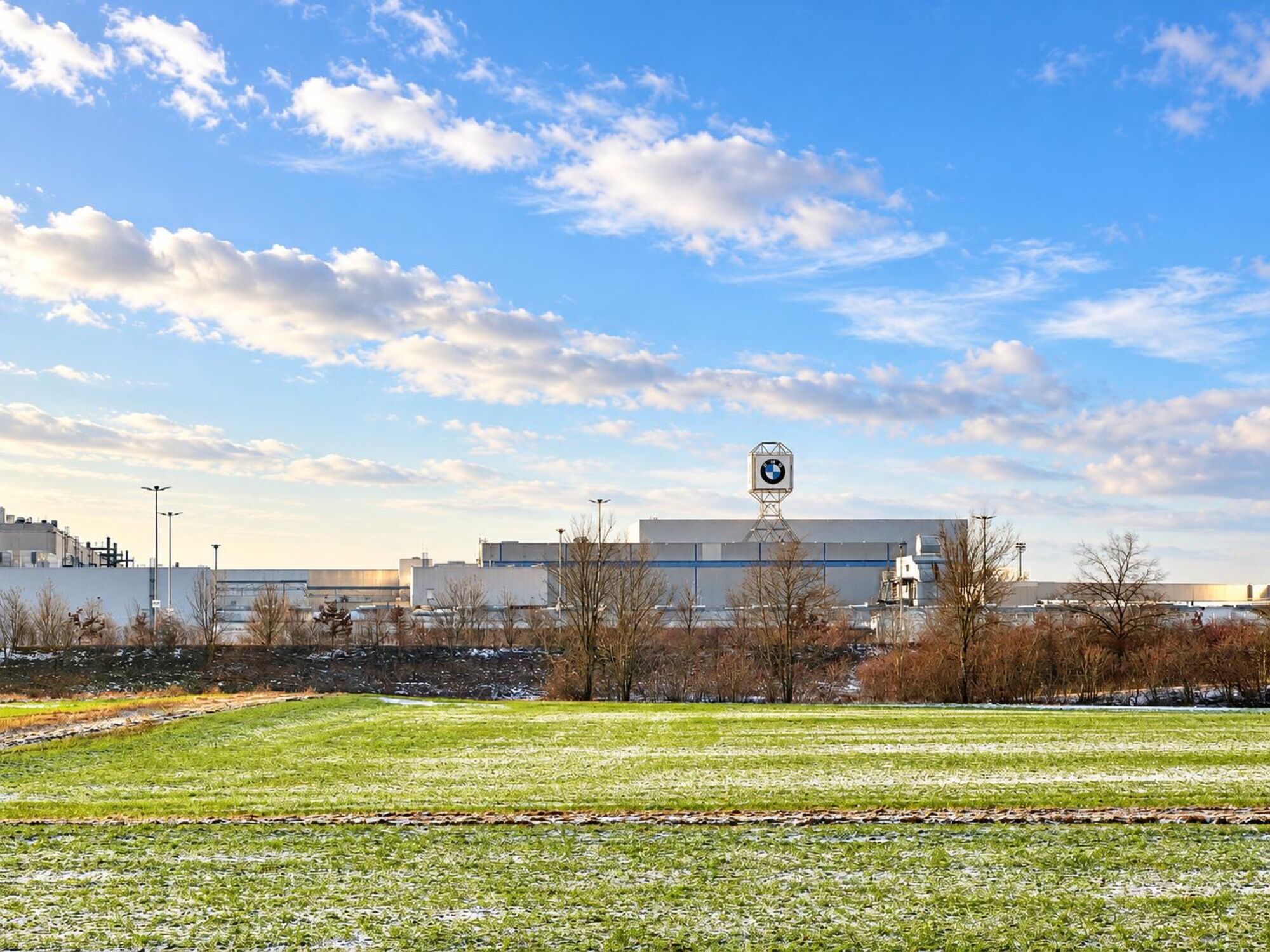 BMW Werk gegenüber
