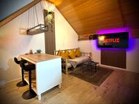 Stay by Home Deluxe Apartment *WiFi*TV*Kitchen* (4 Pers.) Bild 2