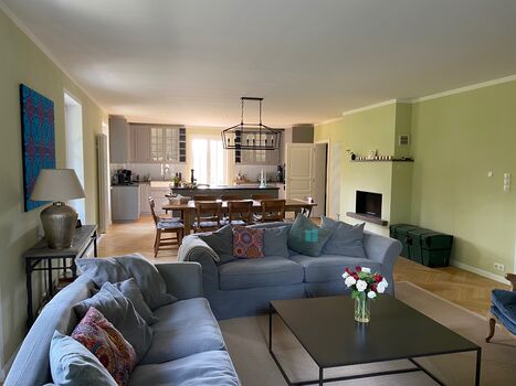 Wohn-Esszimmer, Küche