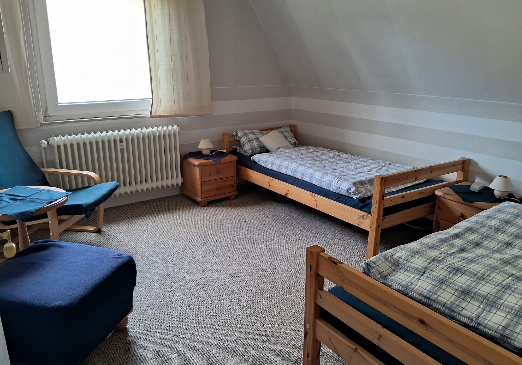 Schlafzimmer 2 mit 2 Einzelbetten