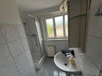 Monteur-Arbeiter Wohnung in Gewerbe-und Industriegebiet Nähe Bild 3