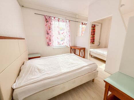 Cici Monteurunterkünfte – Duplex 180 m² | 7 Schlafzimmer Bild 2