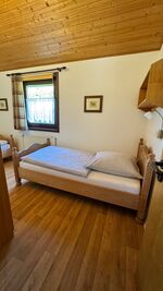 Schlafzimmer 2x Einzelbett