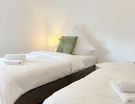 Helle Wohnung mit Blick ins Grüne Bild 2