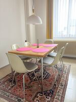 Helle Wohnung mit Blick ins Grüne Bild 14