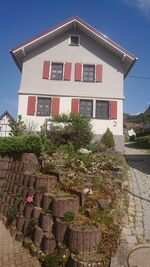 Gepflegtes Haus mit wunderschöner Aussicht in zentraler Lage von Forbach Bild 1