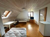 Große Monteur Wohnung 4 Zimmer für 7 Personen in Weinsberg Bild 8