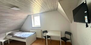 Große Monteur Wohnung 4 Zimmer für 7 Personen in Weinsberg Bild 25