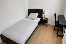 BLN9 / TOMASZ-Living in Berlin – 9 Zimmer, 14 Betten, große Küche Bild 5
